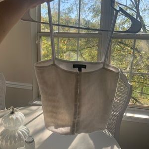 WHITE CROP TOP KENDALL AND KYLIE